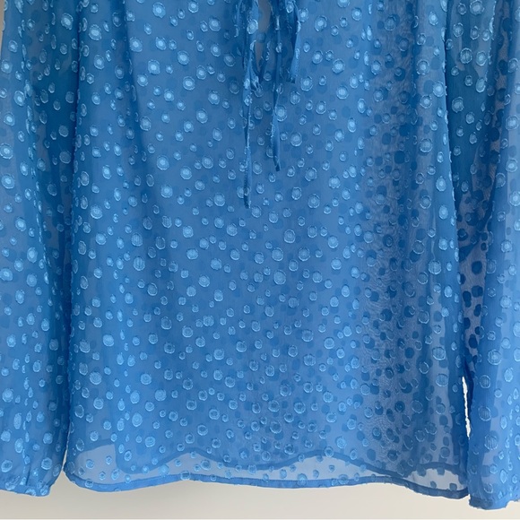 • [J. Crew] Textured Blouse • - Picture 3 of 10